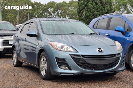 Blue 2010 Mazda 3 Hatchback Maxx