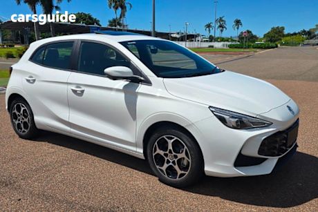 White 2025 MG MG3 Hatchback Essence