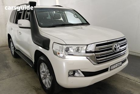 White 2017 Toyota Landcruiser Wagon Vx (4X4)