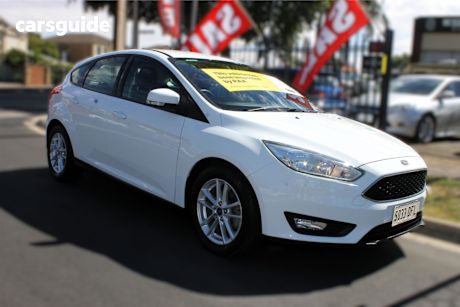 White 2018 Ford Focus Hatchback Trend