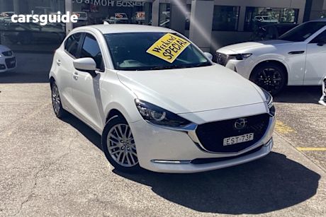 White 2022 Mazda 2 Hatchback G15 Gt
