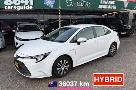 White 2020 Toyota Corolla Sedan Ascent Sport (Hybrid)