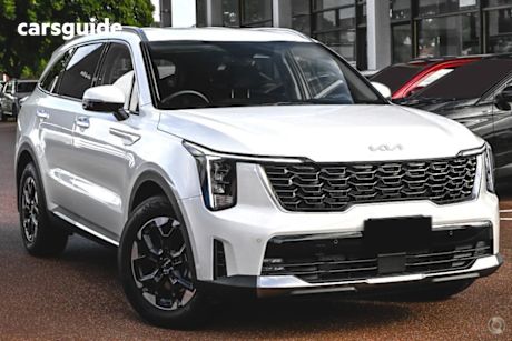 White 2025 Kia Sorento Wagon Sport 7 Seat