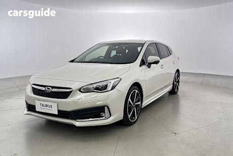 White 2023 Subaru Impreza Hatchback 2.0I-S (Awd)