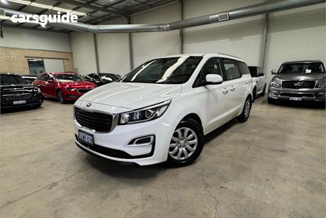 White 2019 Kia Carnival Wagon S