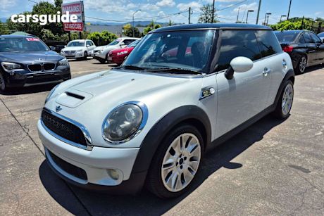 White 2009 Mini Hatch Hatch COOPER S F