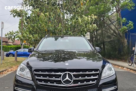 Black 2012 Mercedes-Benz ML250 Wagon Cdi Bluetec (4X4)
