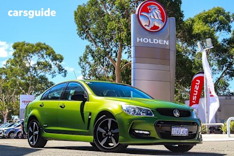 Green 2016 Holden Commodore Sedan Sv6 Black Pack