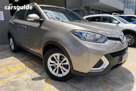 Beige 2017 MG GS Wagon Core