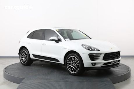 2017 Porsche Macan Wagon