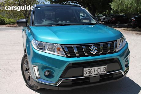 Blue 2022 Suzuki Vitara Wagon