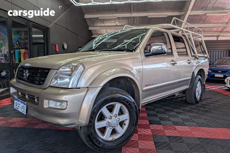 Gold 2003 Holden Rodeo Crew Cab Pickup Lt (4X4)