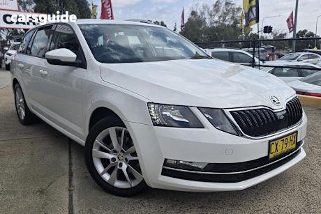 White 2020 Skoda Octavia Wagon 110 Tsi Base