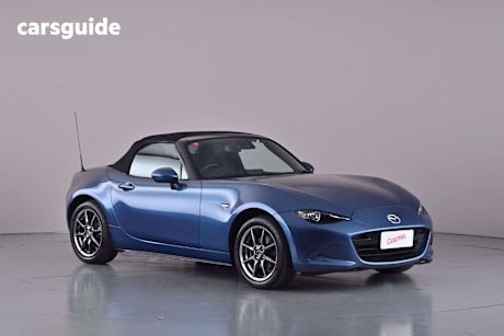 Blue 2018 Mazda MX-5 Convertible Roadster Gt