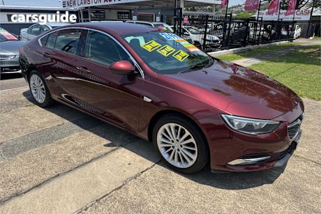 Red 2018 Holden Calais Liftback