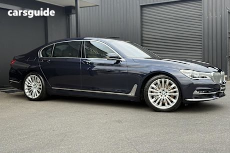 Blue 2016 BMW 750LI Sedan