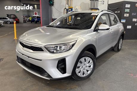 Silver 2023 Kia Stonic Wagon S