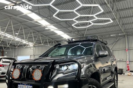 Grey 2018 Toyota Landcruiser Wagon Lc200 Vx (4X4)