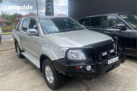 Bronze 2009 Toyota Hilux Dual Cab Pick-up Sr5 (4X4)