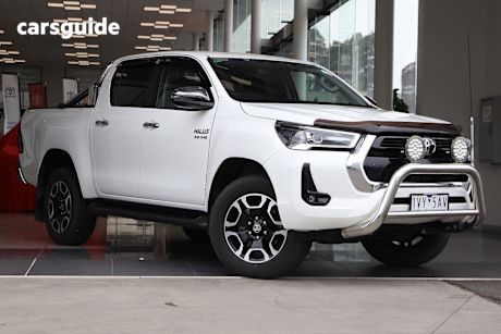 White 2022 Toyota Hilux Double Cab Pick Up Sr5 Hi-Rider (4X2)