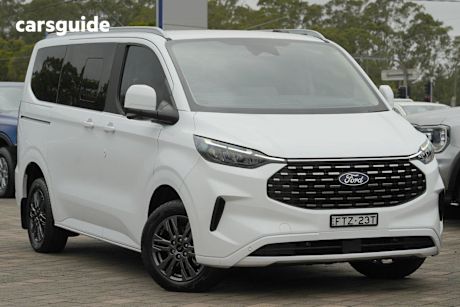 White 2025 Ford Tourneo Custom Wagon Titanium X (Swb)
