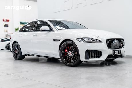 White 2016 Jaguar XF Sedan S