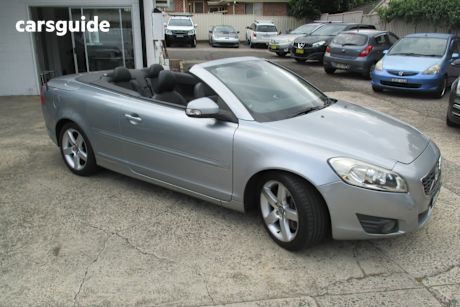 Silver 2011 Volvo C70 Convertible T5