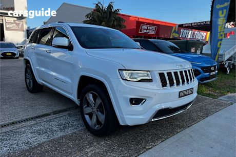 White 2014 Jeep Grand Cherokee Wagon Overland (4X4)