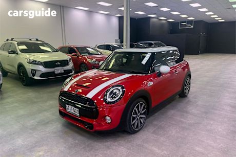Red 2018 Mini Cooper Hatchback S 3D Hatch