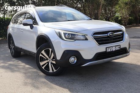 White 2019 Subaru Outback Wagon 2.5I Premium