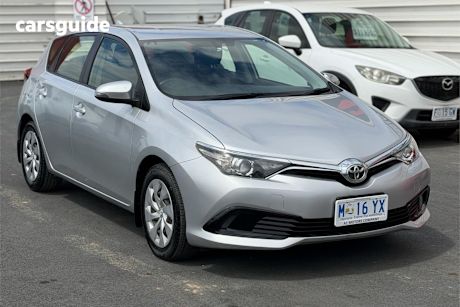 Silver 2018 Toyota Corolla Hatchback Ascent