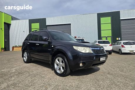 Grey 2009 Subaru Forester Wagon Xt Premium