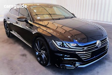 Black 2017 Volkswagen Arteon Liftback 206 Tsi R-Line
