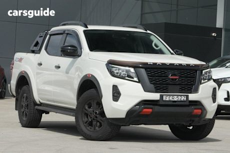 White 2023 Nissan Navara Dual Cab Pick-up Pro-4X (4X4)