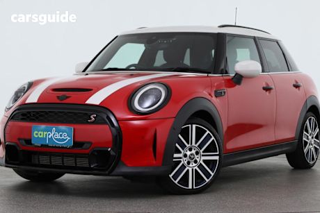 Red 2021 Mini Cooper Hatchback S Classic 5D Hatch
