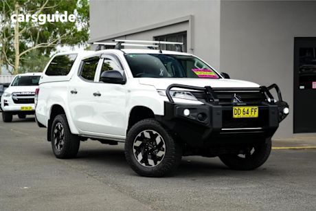 White 2021 Mitsubishi Triton Double Cab Pick Up Glx (4X2)