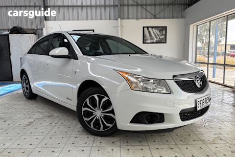 White 2012 Holden Cruze Sedan Cd