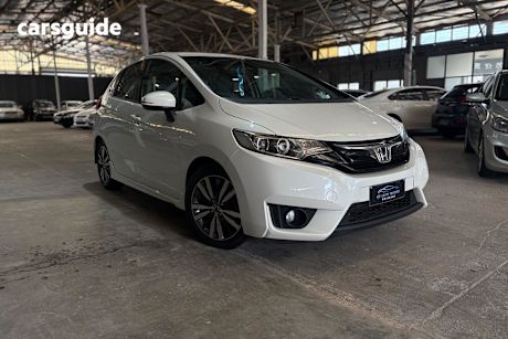 White 2016 Honda Jazz Hatchback Vti-L
