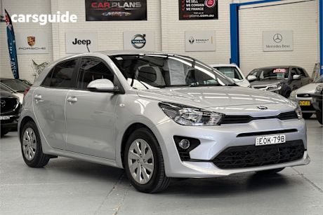 Silver 2021 Kia RIO Hatchback S