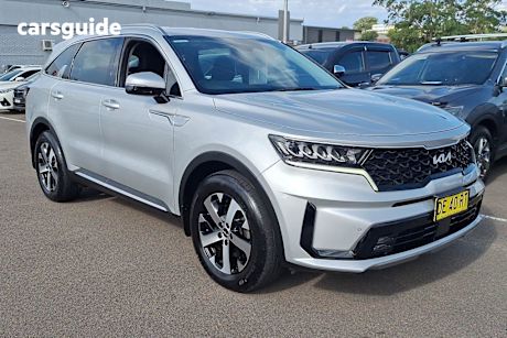 Silver 2022 Kia Sorento Wagon Sport 7 Seat