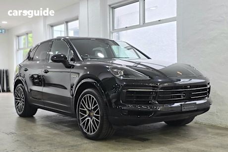 Black 2019 Porsche Cayenne Wagon E-Hybrid
