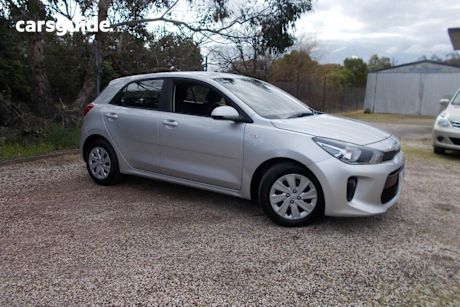 Silver 2018 Kia RIO Hatchback S