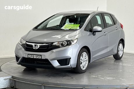 Silver 2016 Honda Jazz Hatchback Vti
