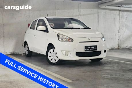 White 2014 Mitsubishi Mirage Hatchback Es