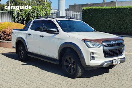 White 2022 Isuzu D-MAX Crew Cab Utility X-Terrain (4X4)