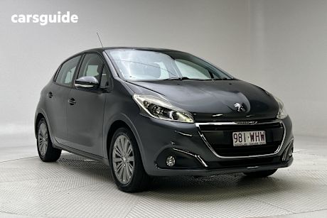 Grey 2016 Peugeot 208 Hatchback Active