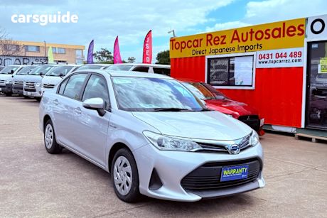 Silver 2019 Toyota Corolla Sedan Axio (Hybrid)