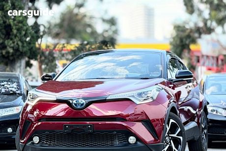 Red 2018 Toyota C-HR SUV (HYBRID) ZYX10 G-LED