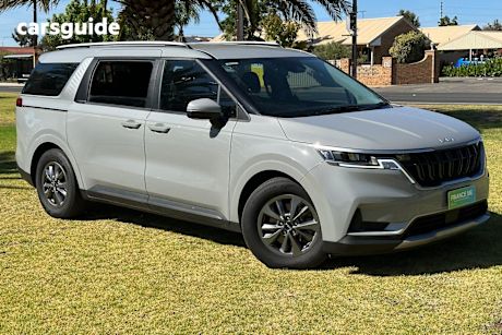 Silver 2023 Kia Carnival Wagon S