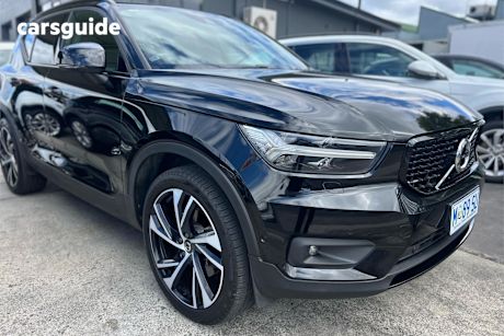 Black 2018 Volvo XC40 Wagon T5 R-Design (Awd)